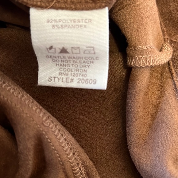 Mystree Fringe back faux suede Shacket- NWT - Picture 6 of 11